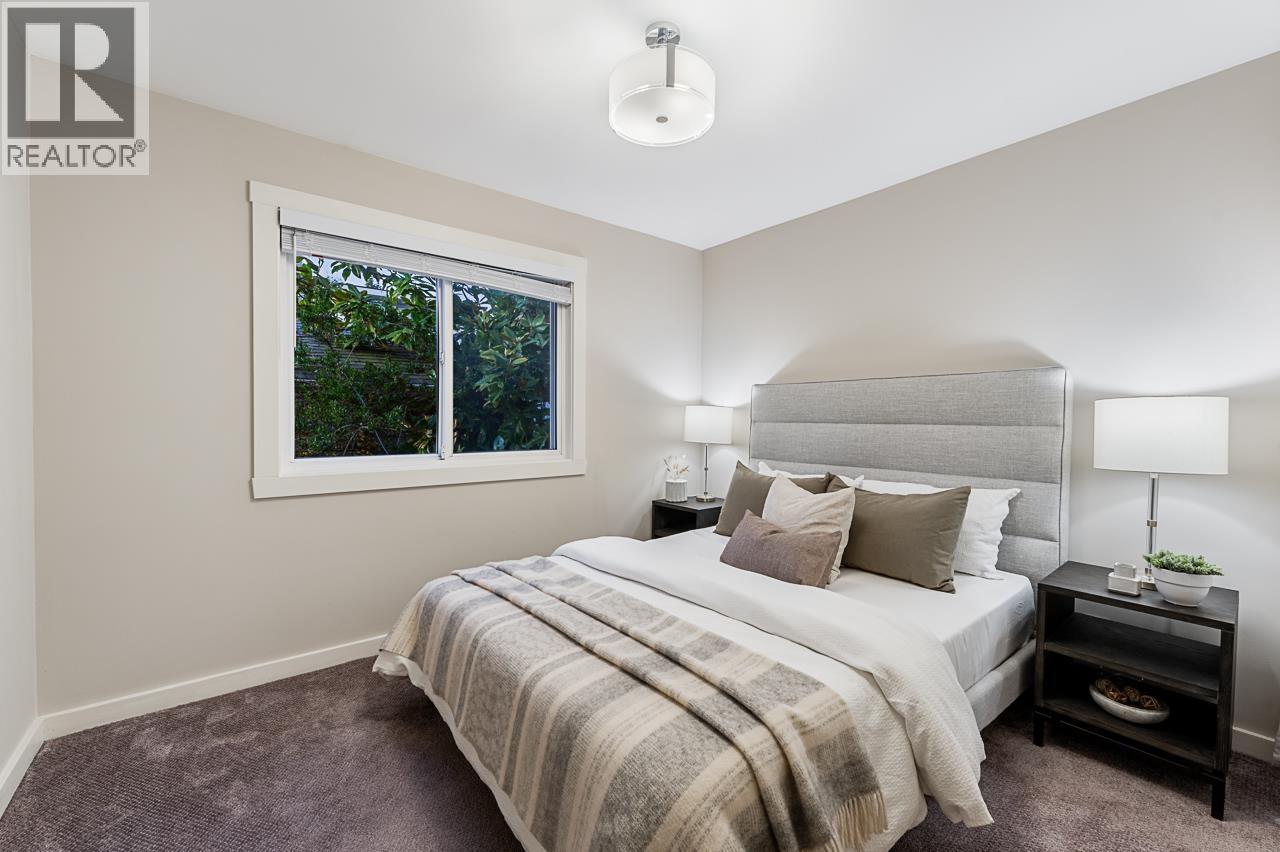 1075 Esplanade Avenue Property Photo 20