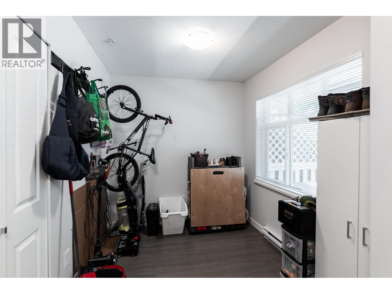 2104 11295 Pazarena Place Property Photo 6