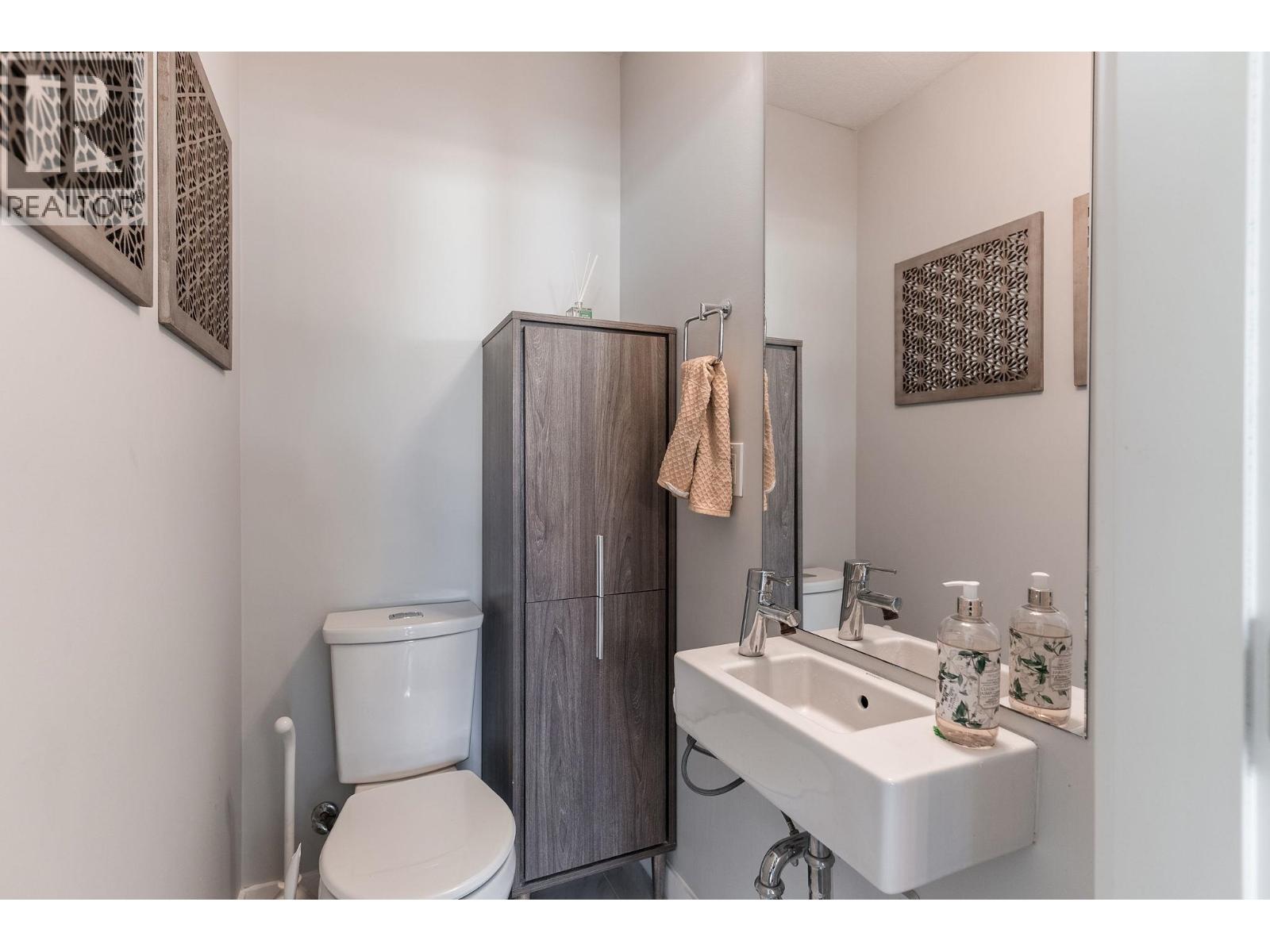 2104 11295 Pazarena Place Property Photo 15
