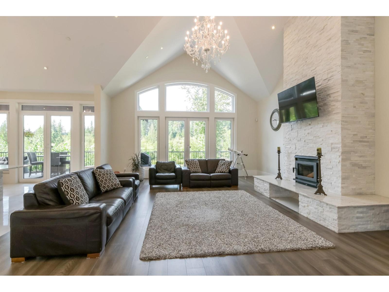 30675 Silverhill Avenue Property Photo 6