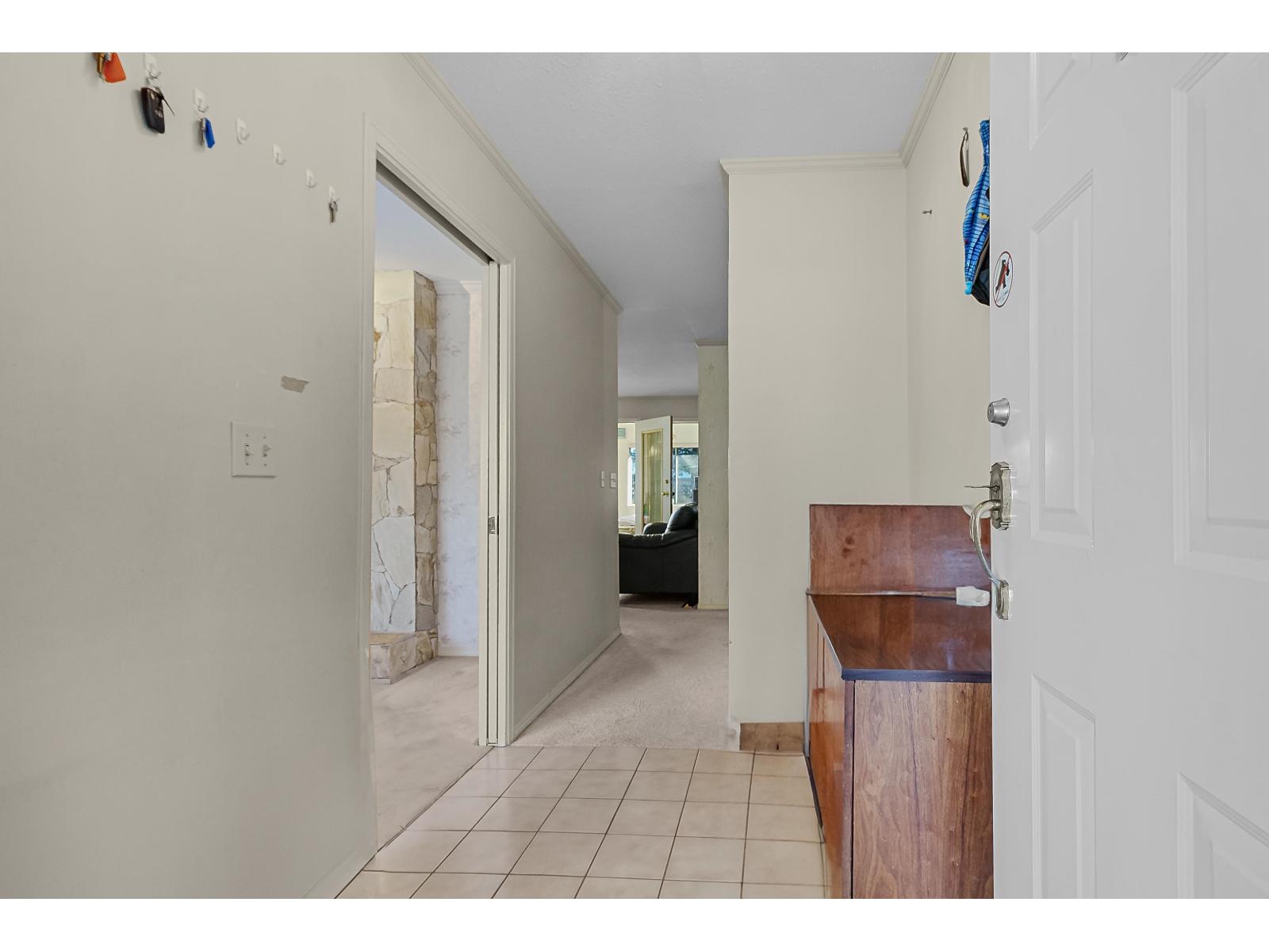 15436 94 Avenue Property Photo 14