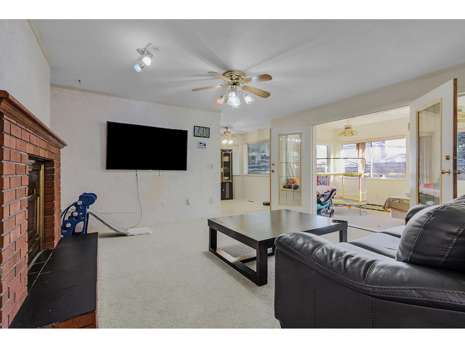 15436 94 Avenue Property Photo 21