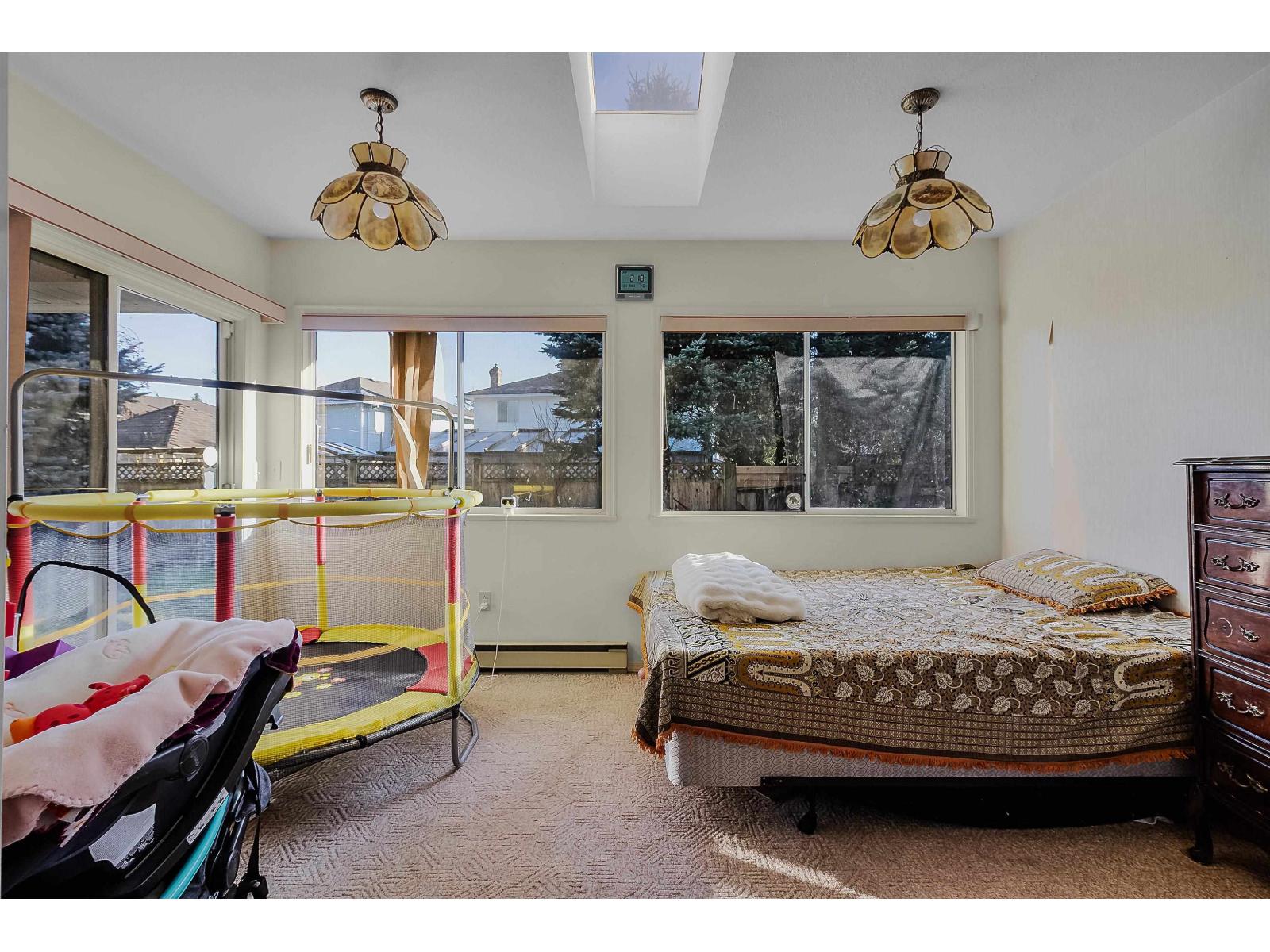 15436 94 Avenue Property Photo 23