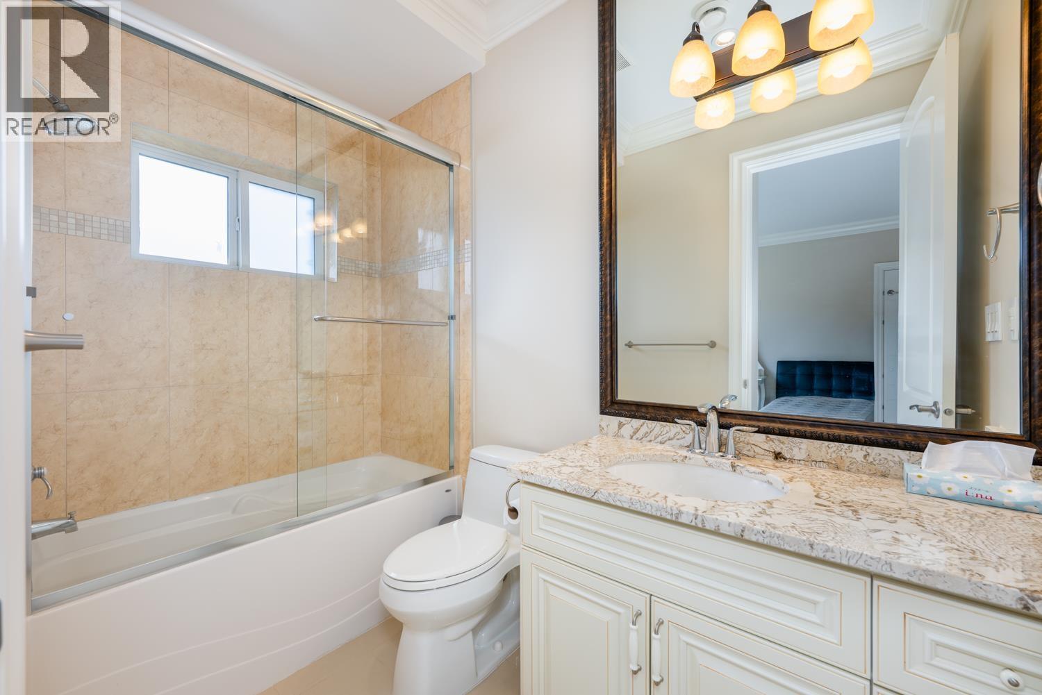 8411 Fairhurst Road Property Photo 17