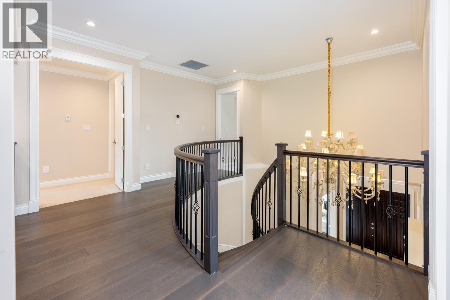 8411 Fairhurst Road Property Photo 18