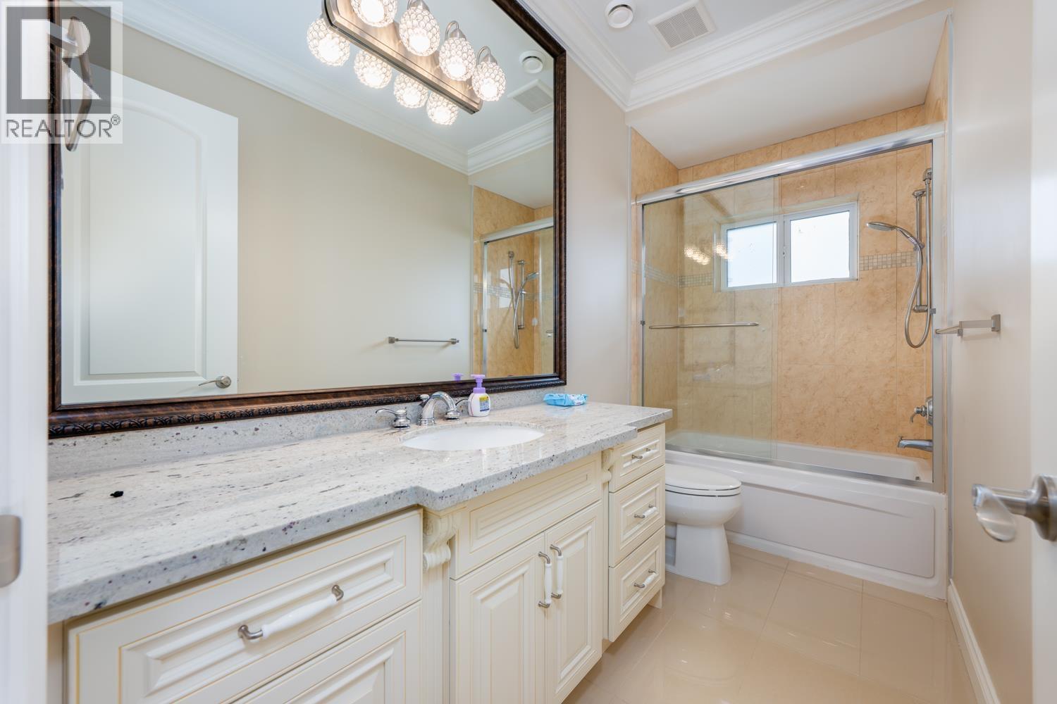 8411 Fairhurst Road Property Photo 21