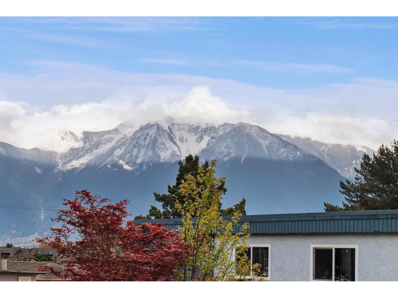 1783 Agassiz-rosedale No 9 Highway #327 Property Photo 2
