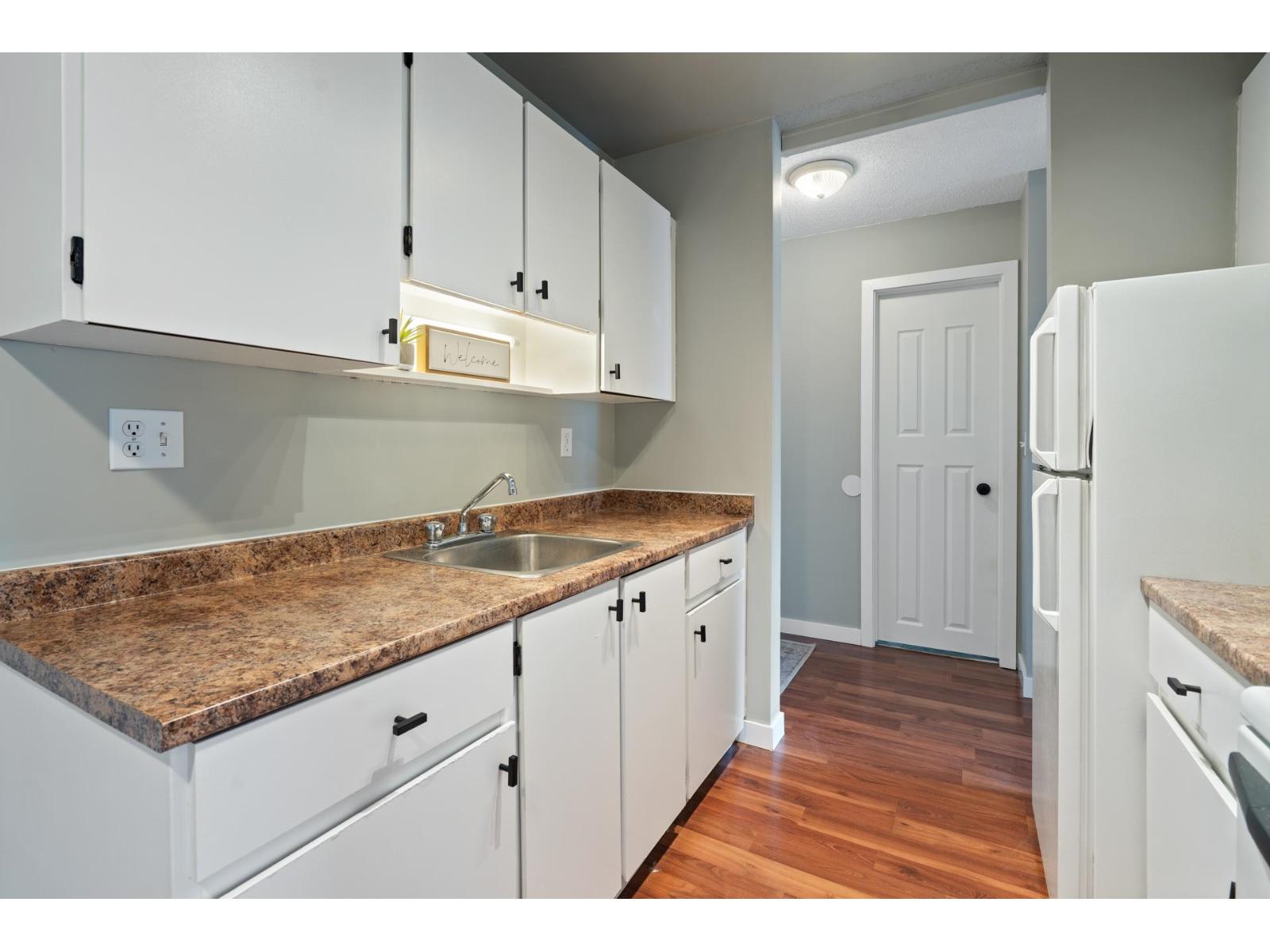 1783 Agassiz-rosedale No 9 Highway #327 Property Photo 8