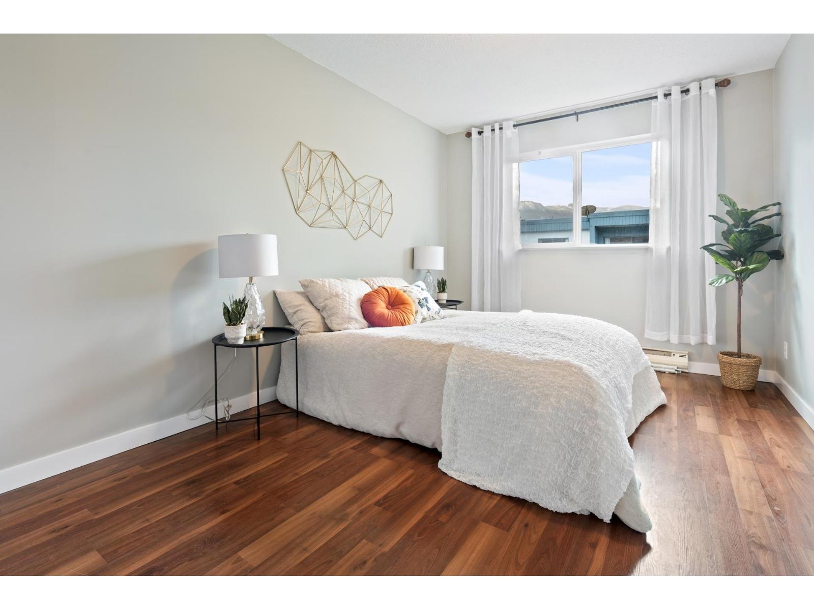 1783 Agassiz-rosedale No 9 Highway #327 Property Photo 12