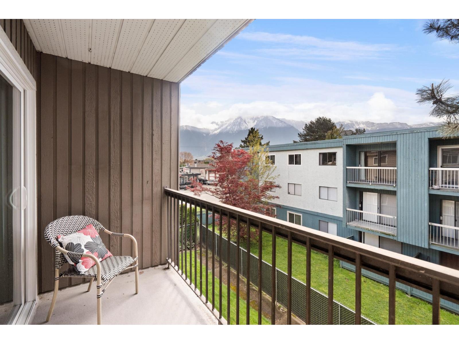 1783 Agassiz-rosedale No 9 Highway #327 Property Photo 17