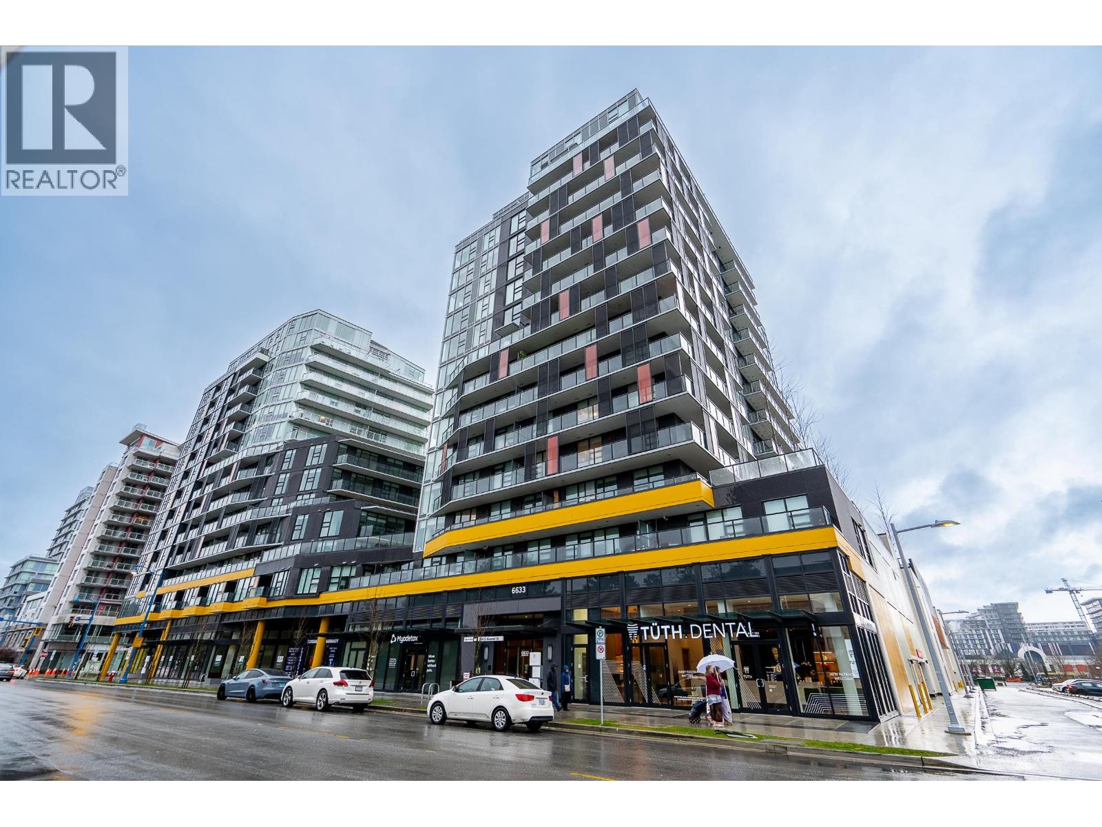 403 6633 Buswell Street Property Photo 1