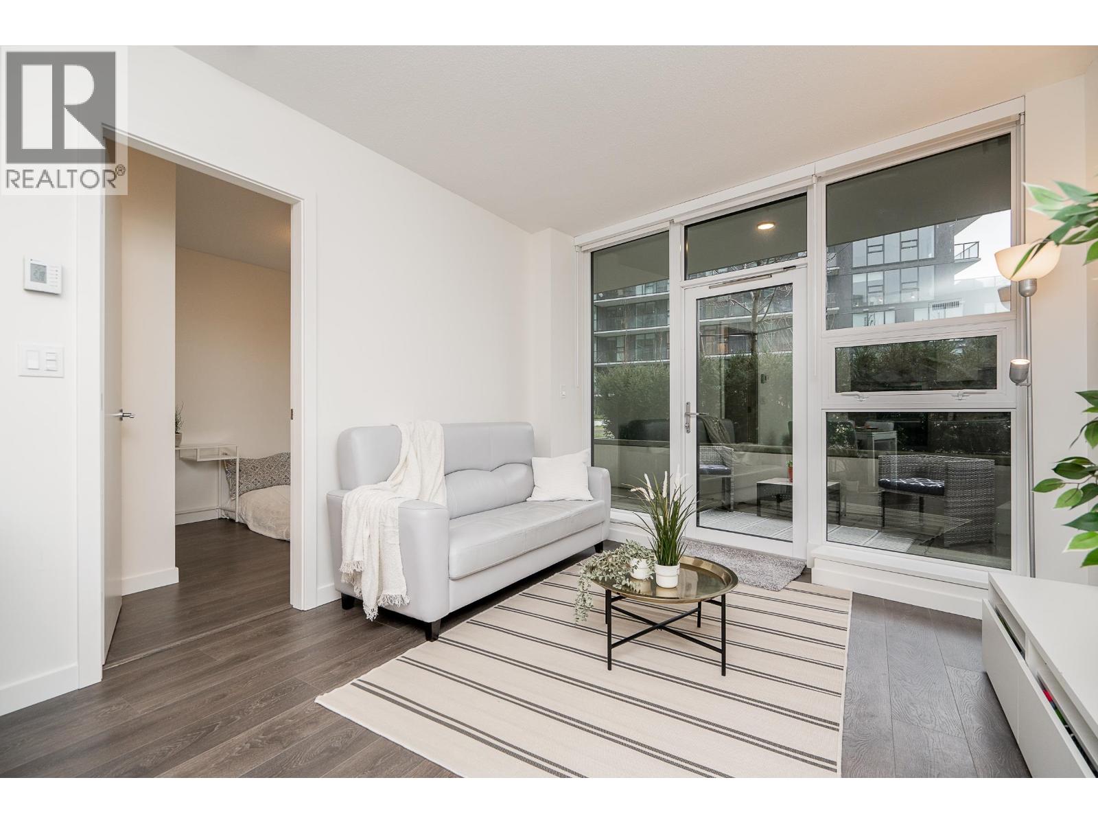 403 6633 Buswell Street Property Photo 15