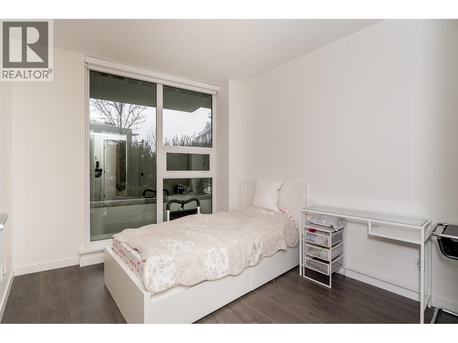 403 6633 Buswell Street Property Photo 24