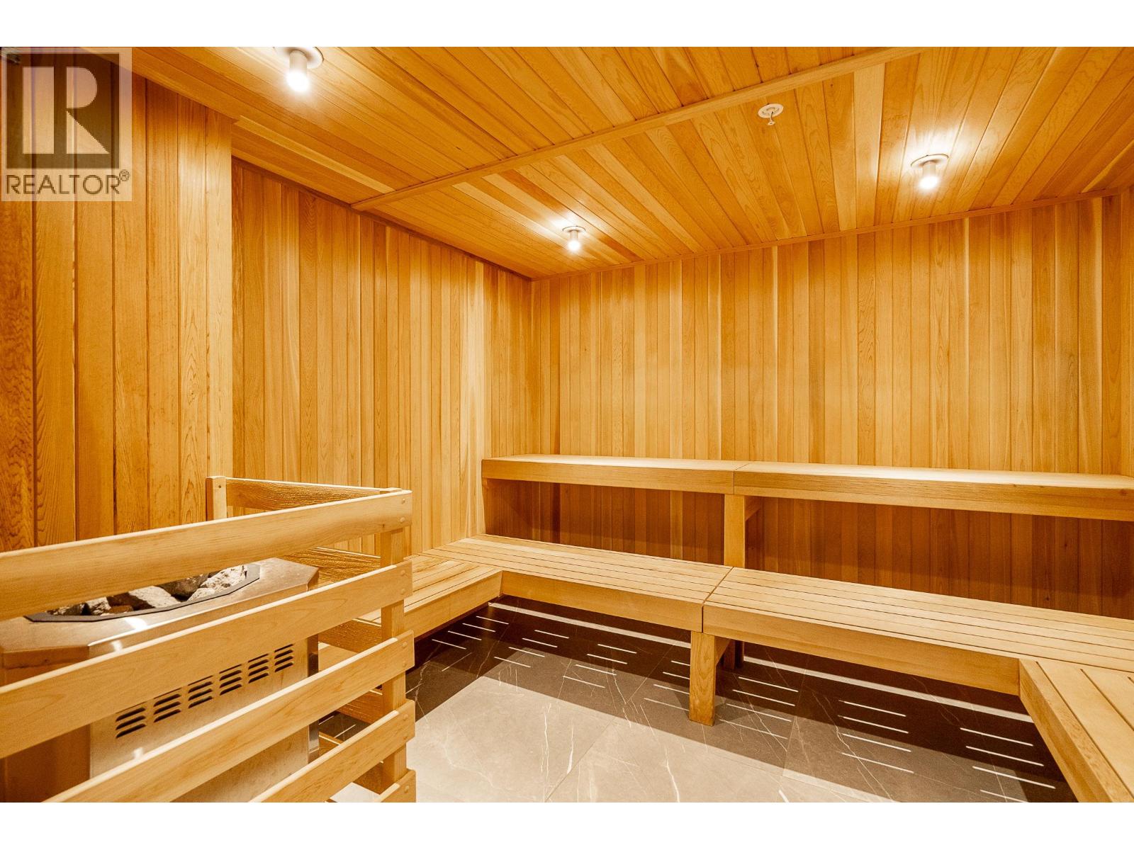 403 6633 Buswell Street Property Photo 40