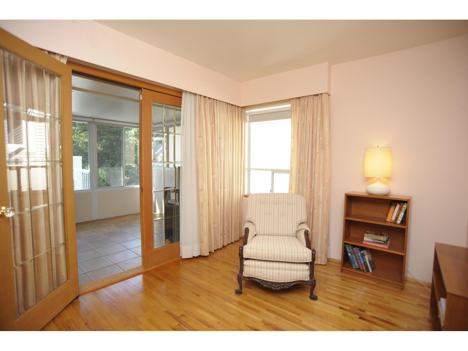 12754 15 Avenue Property Photo 6