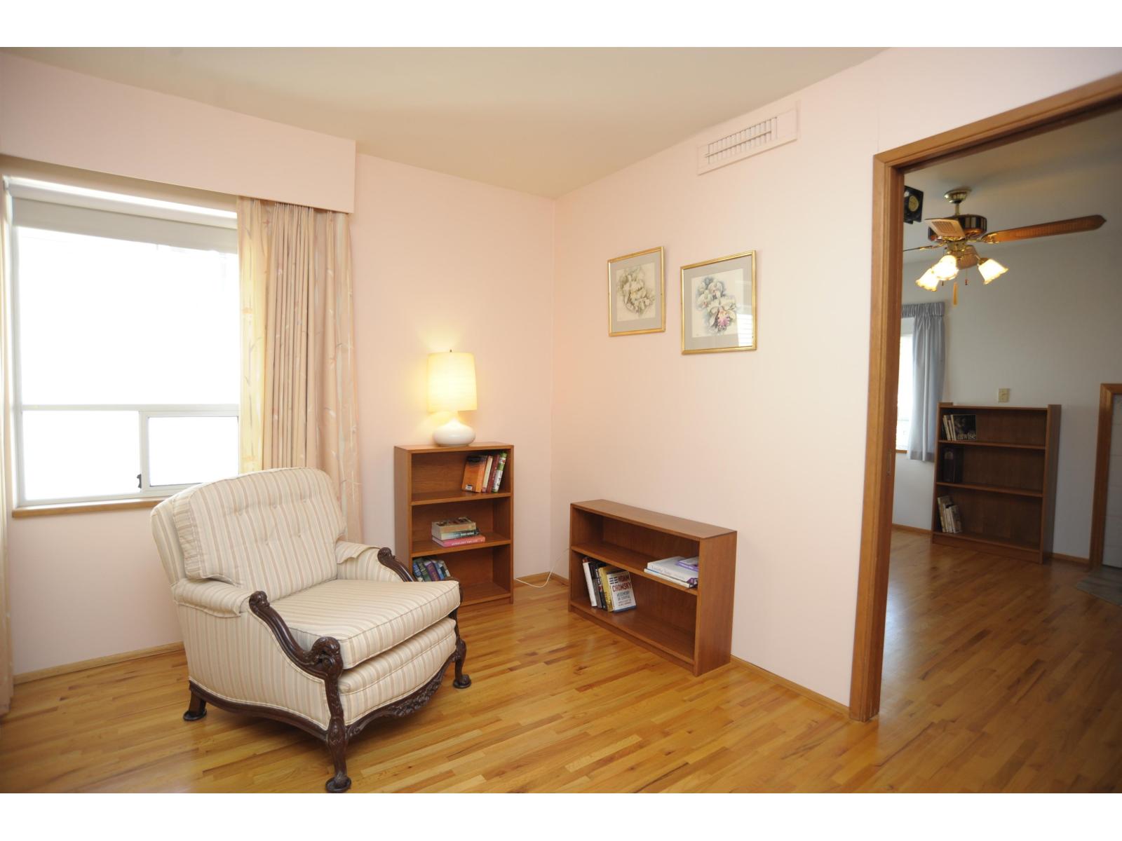 12754 15 Avenue Property Photo 7