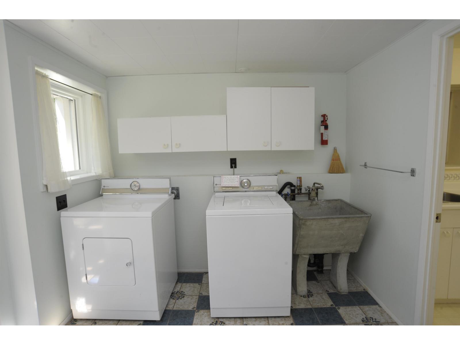 12754 15 Avenue Property Photo 25