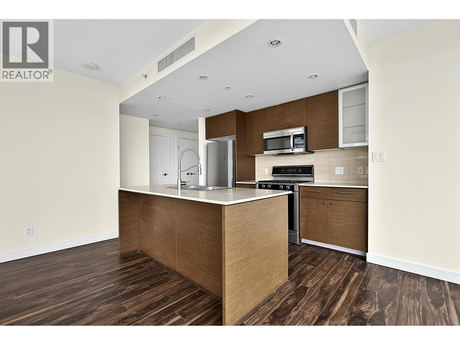 1508 5900 Alderbridge Way Property Photo 5