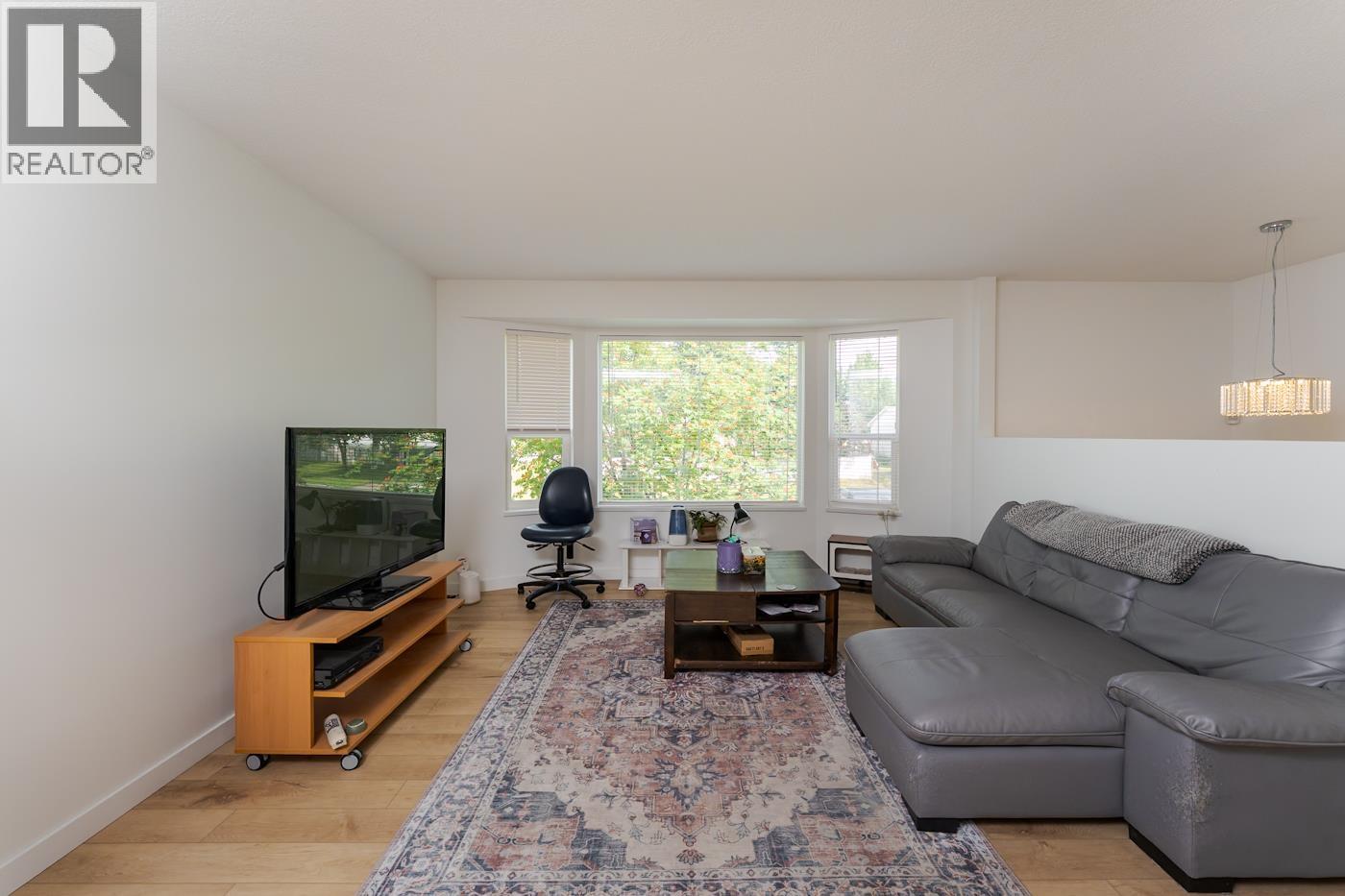 1497 Mccullagh Avenue Property Photo 15