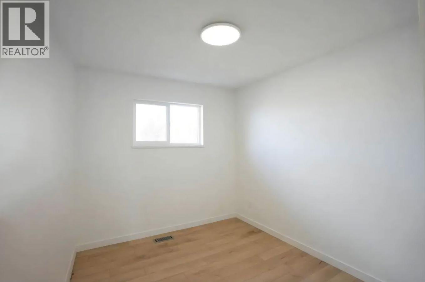 1497 Mccullagh Avenue Property Photo 18