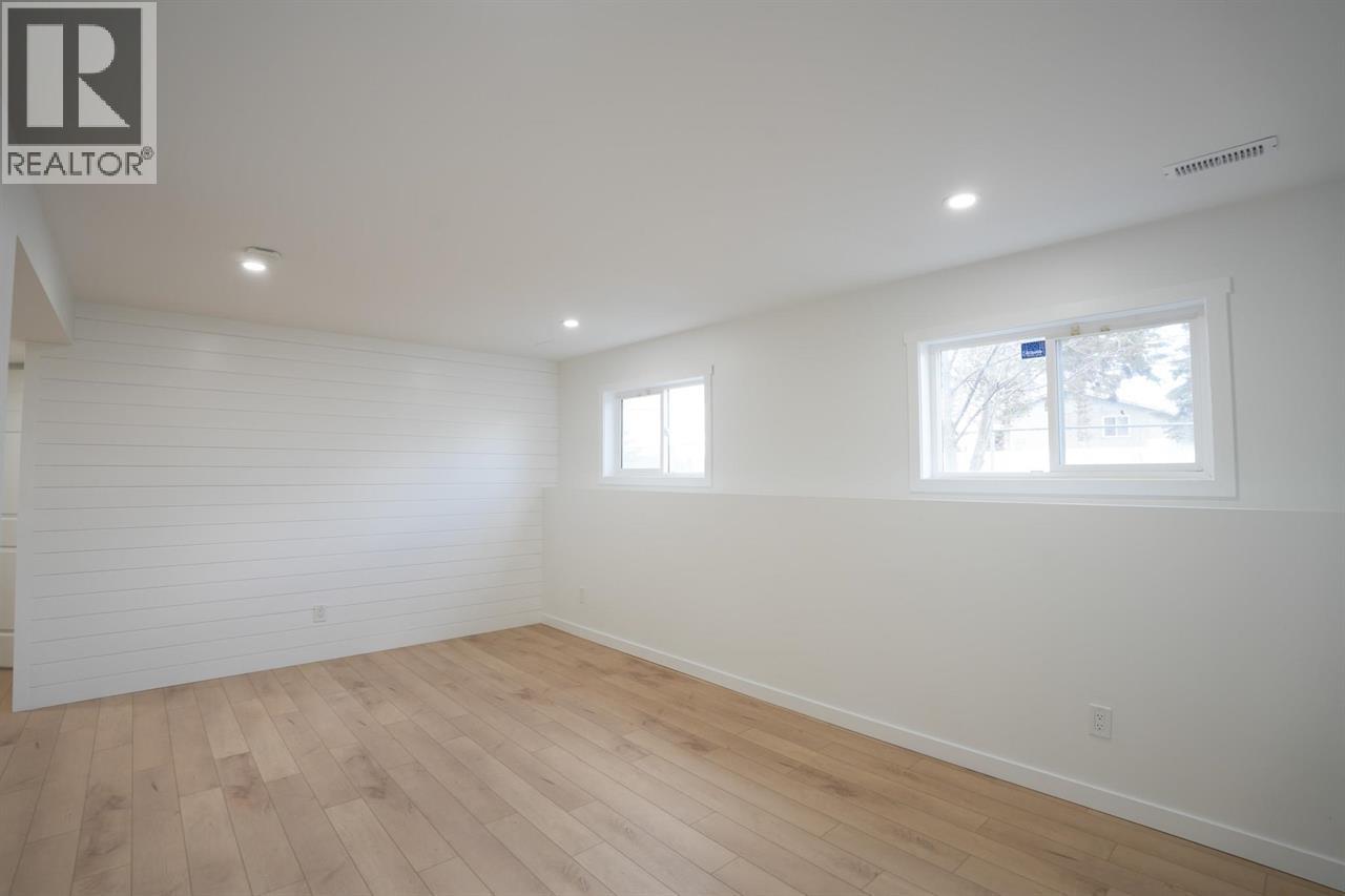 1497 Mccullagh Avenue Property Photo 25