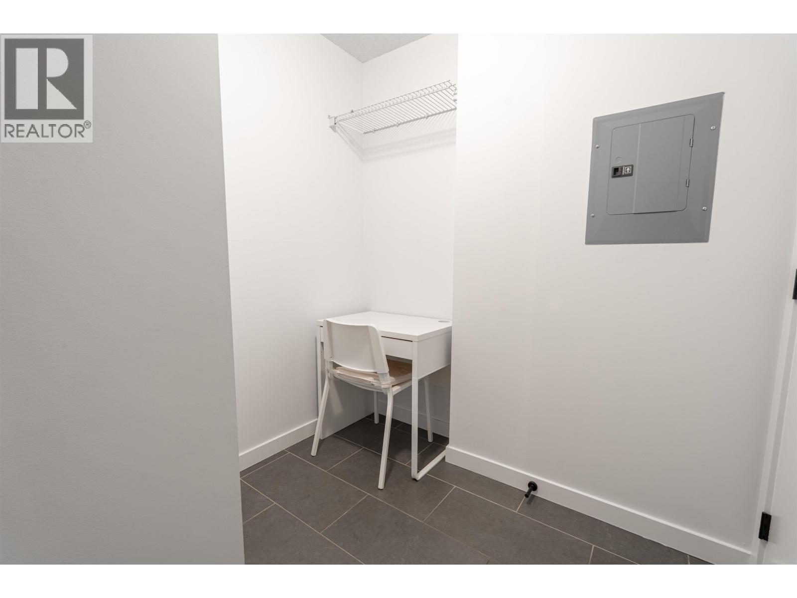 1003 688 Abbott Street Property Photo 15