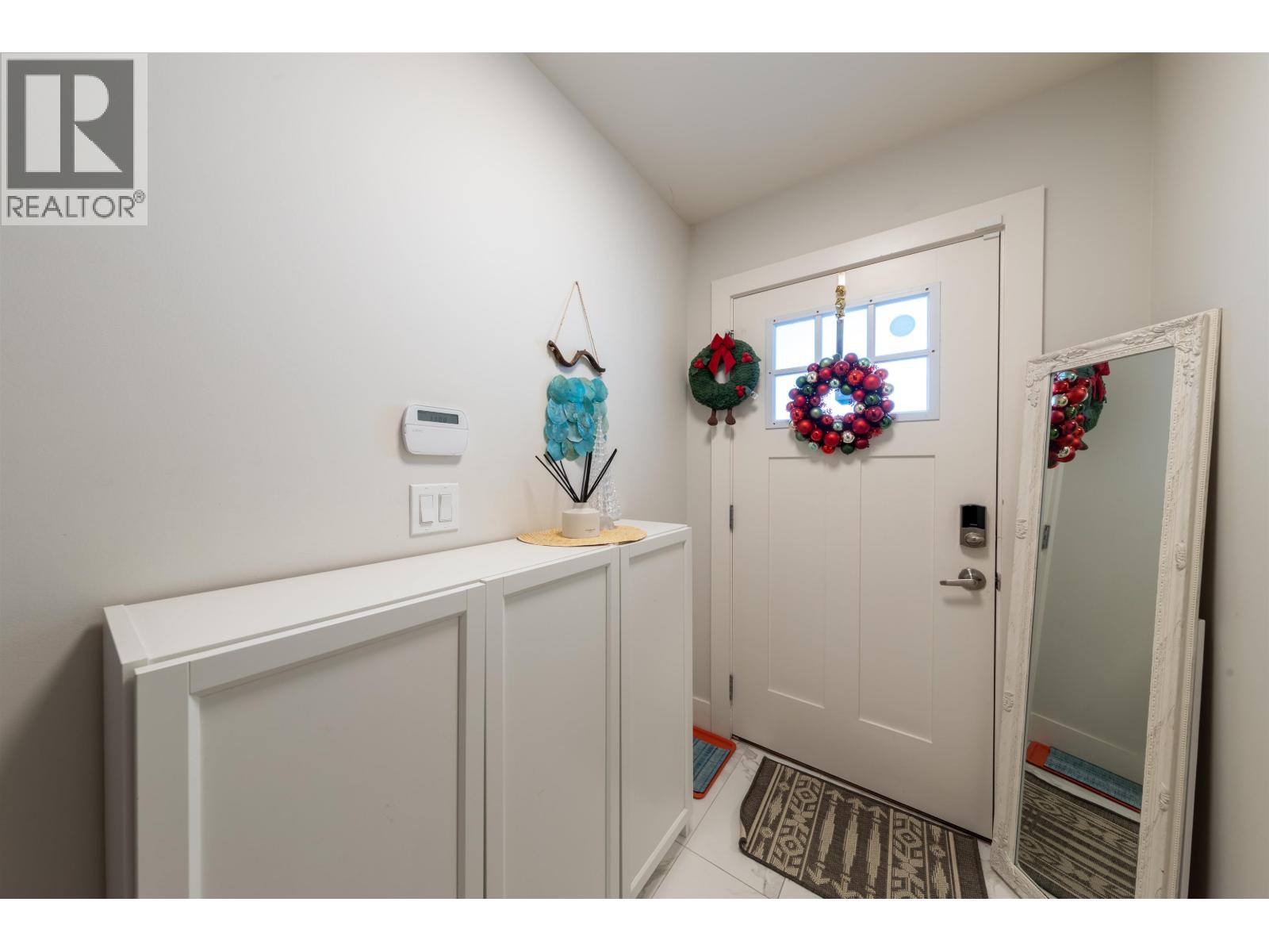 9 9211 Mckim Way Property Photo 2