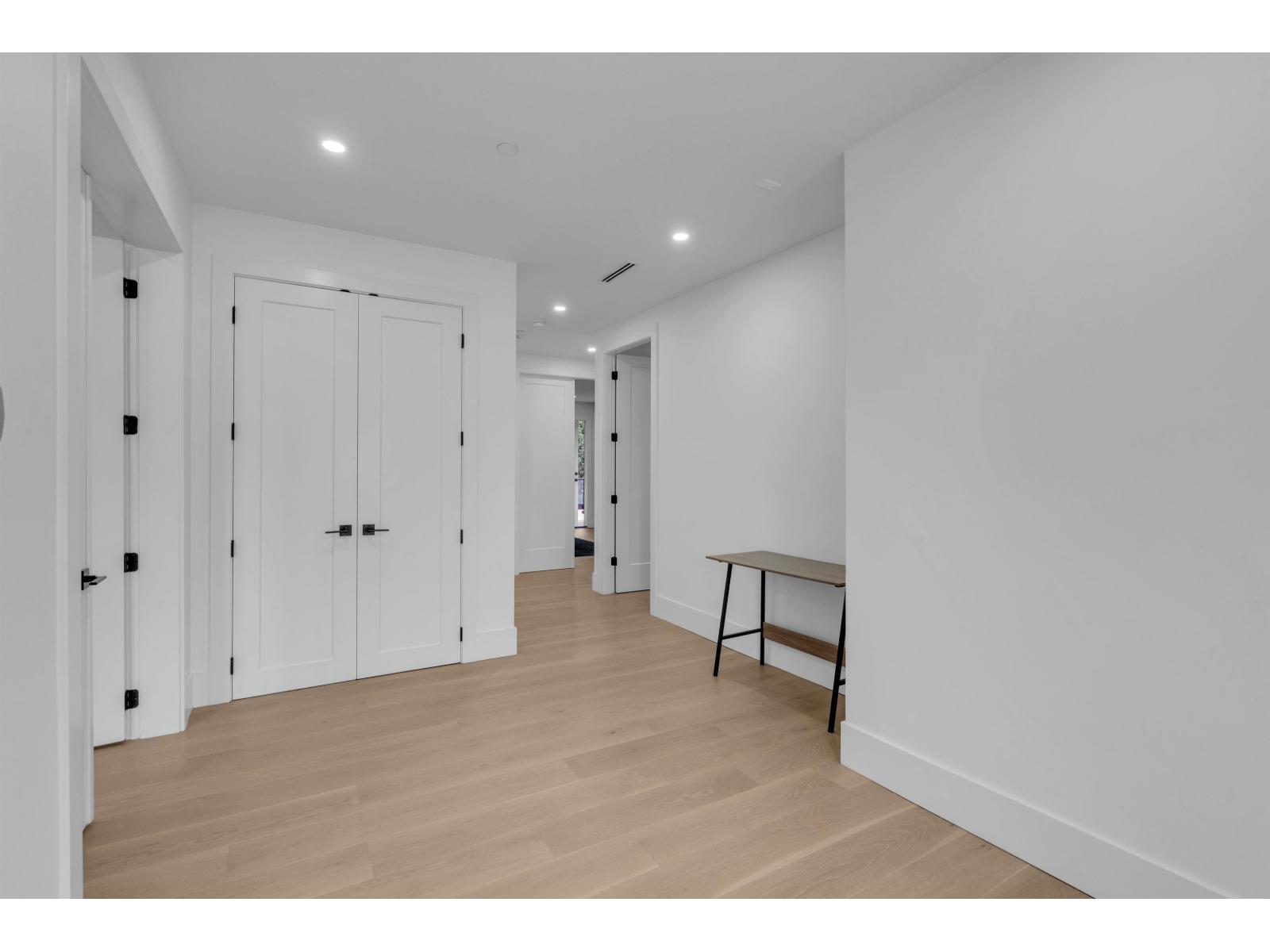 13735 Blackburn Avenue Property Photo 28