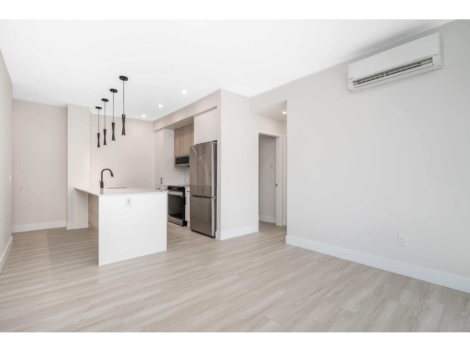 103 34395 Gladys Avenue Property Photo 17