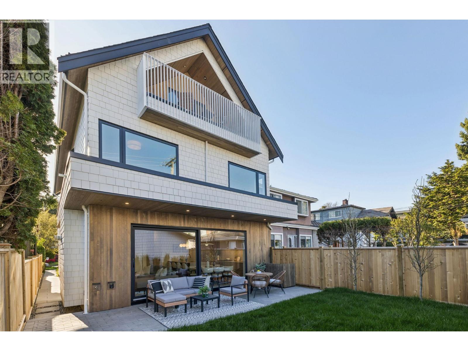 2 6040 Larch Street Property Photo 2