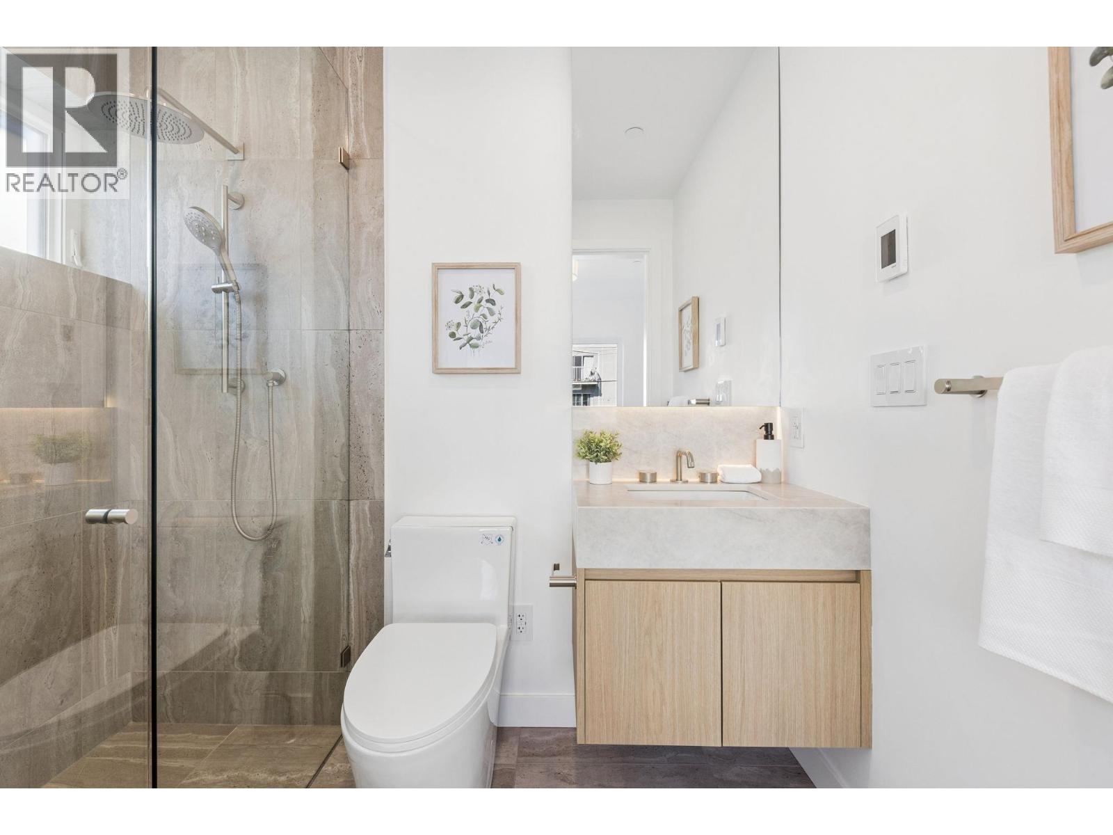 2 6040 Larch Street Property Photo 20