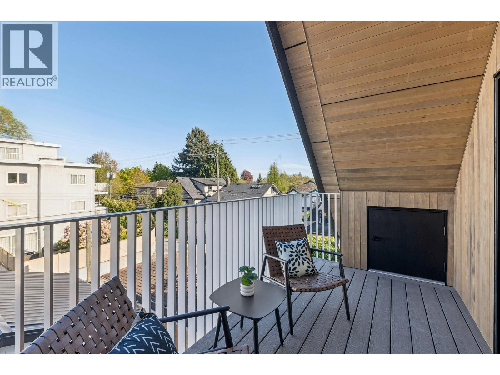 2 6040 Larch Street Property Photo 33