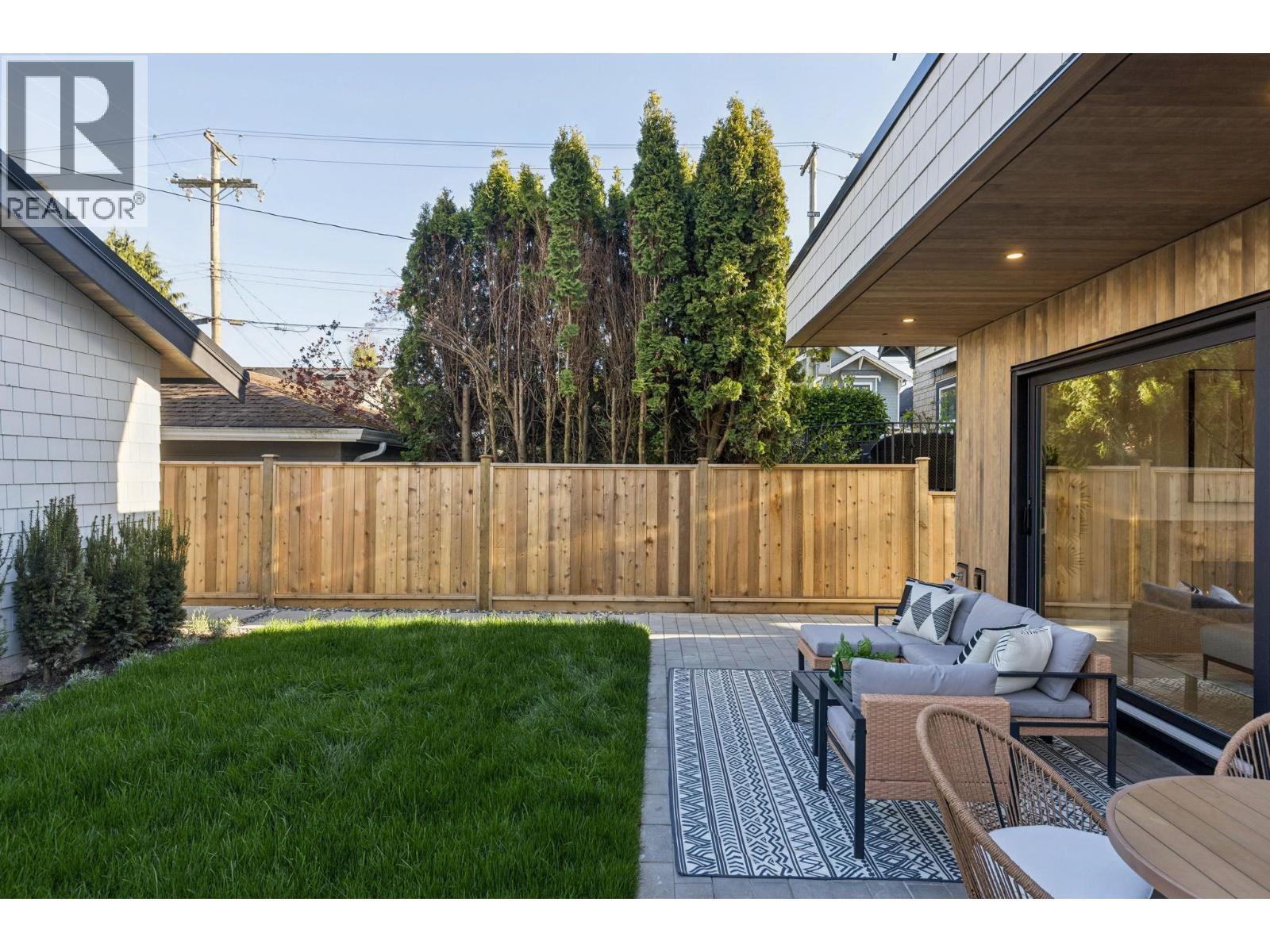 2 6040 Larch Street Property Photo 36