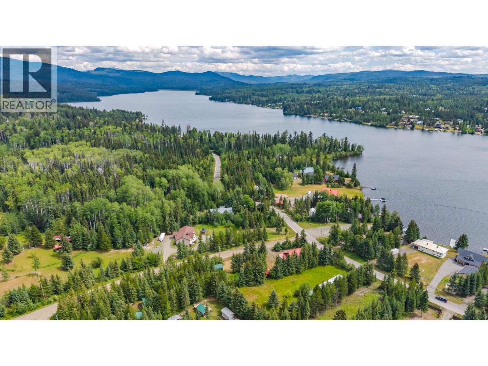 7532 Cariboo Chalet Road Property Photo 4