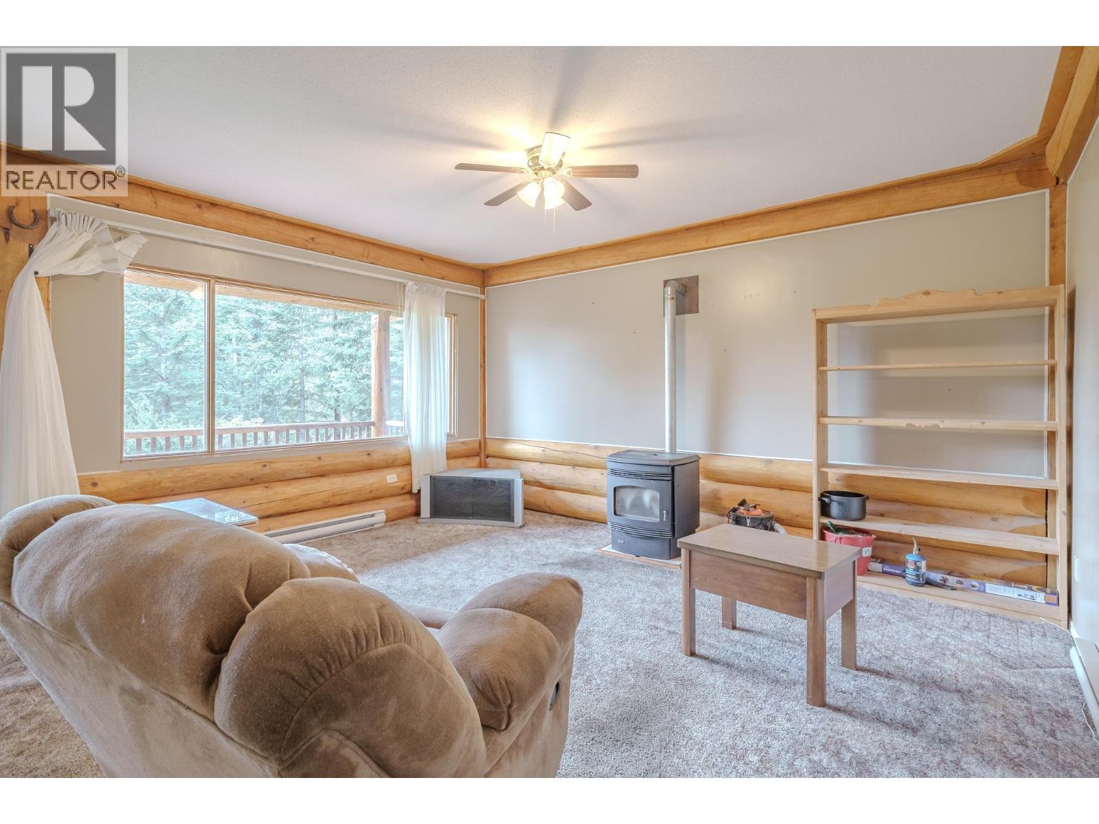 7532 Cariboo Chalet Road Property Photo 8