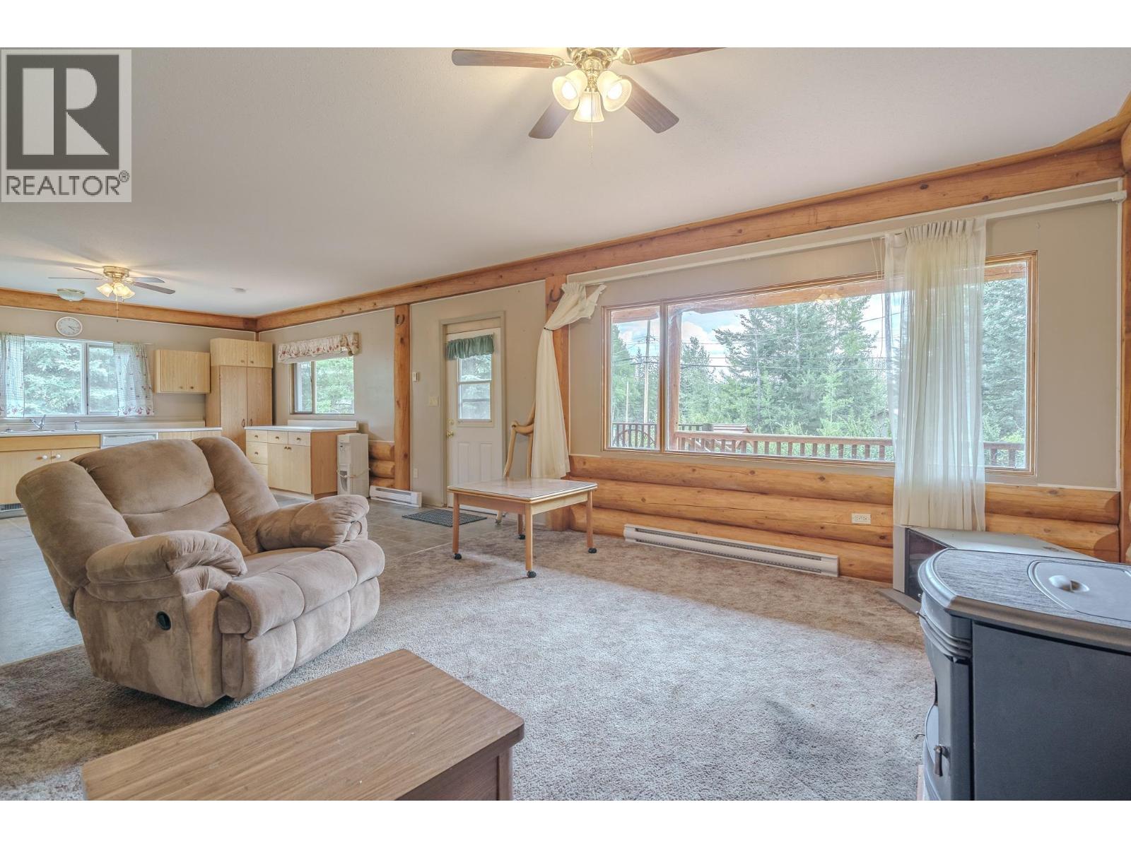 7532 Cariboo Chalet Road Property Photo 9