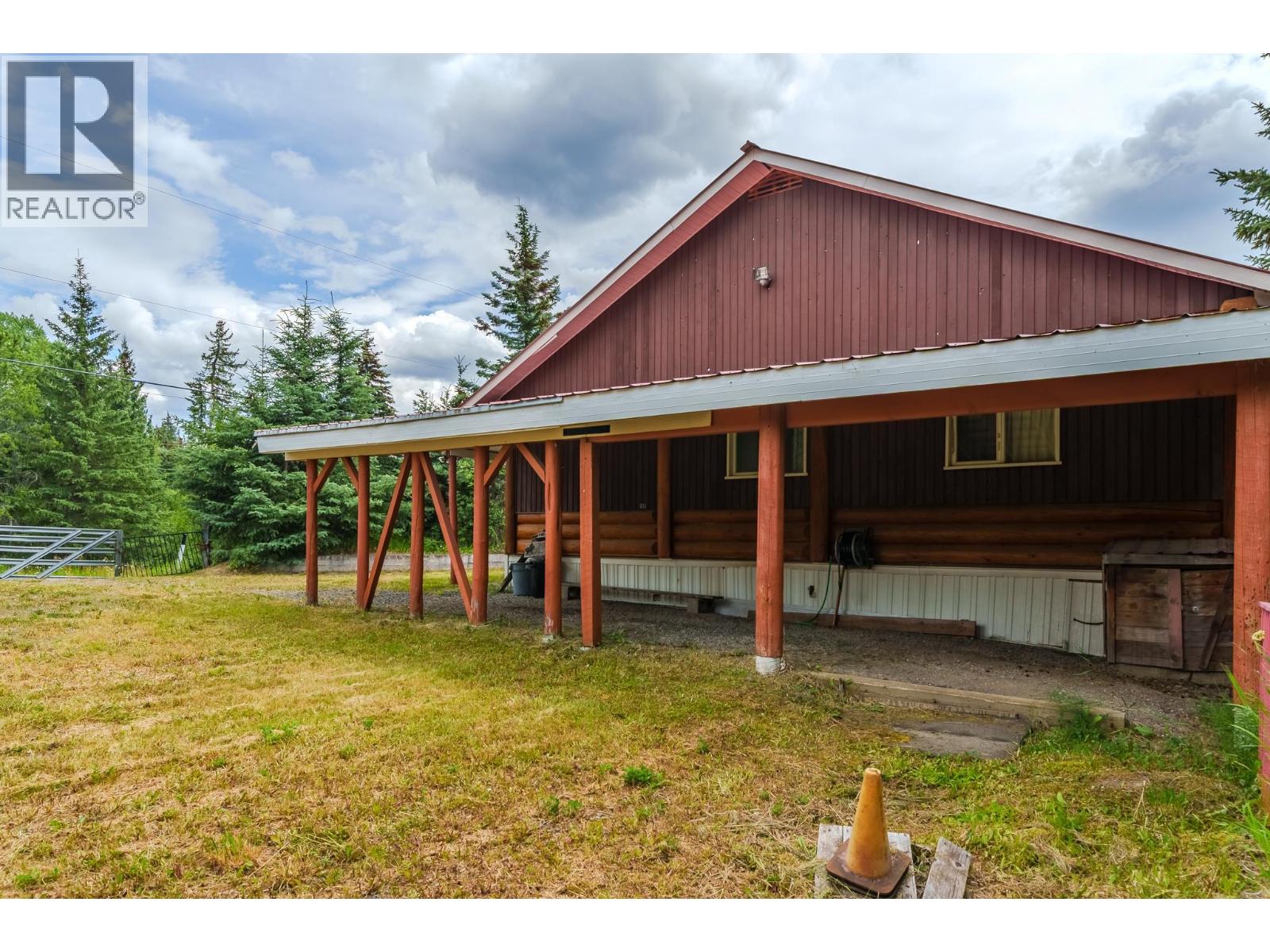 7532 Cariboo Chalet Road Property Photo 21