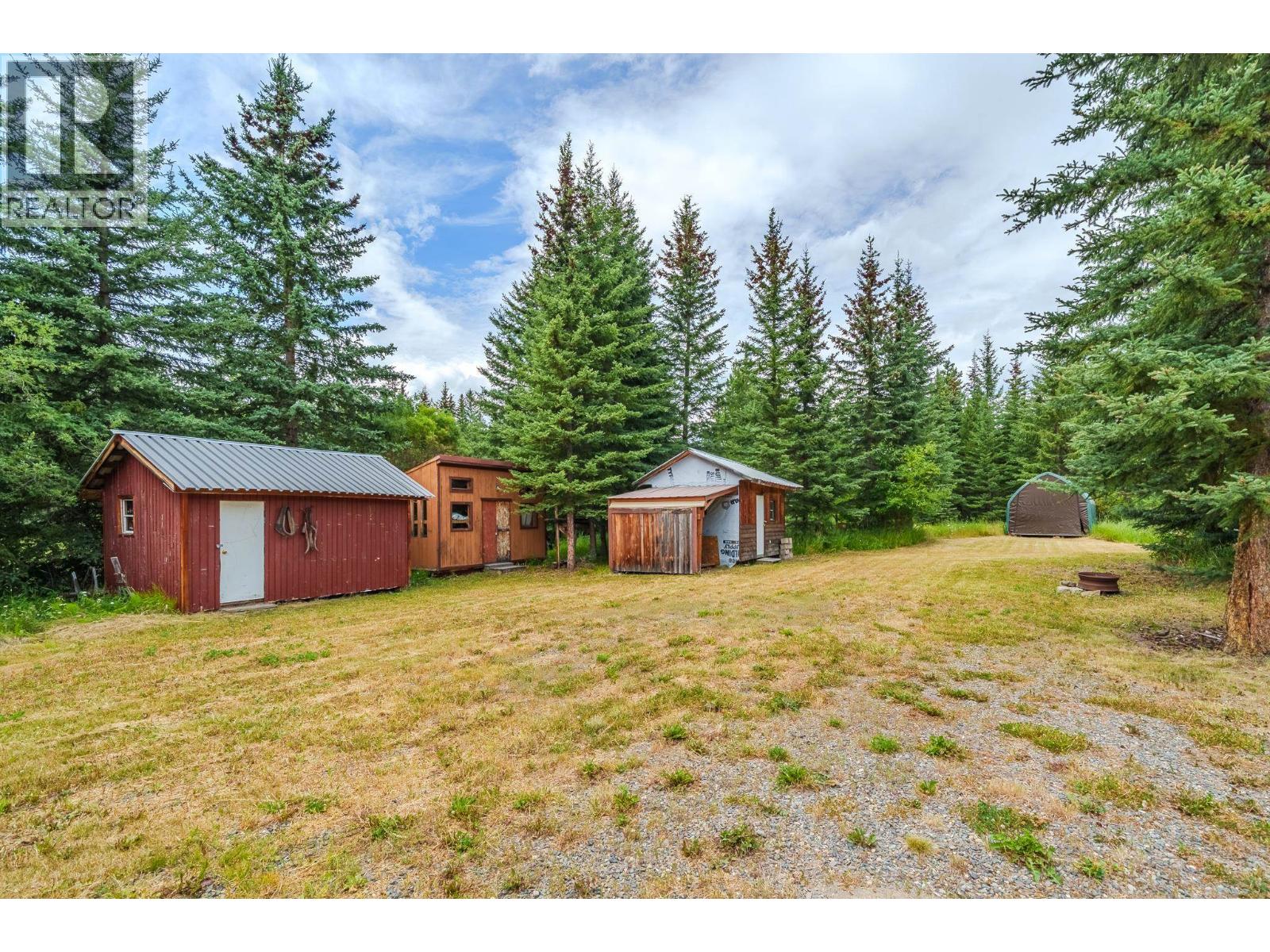 7532 Cariboo Chalet Road Property Photo 23