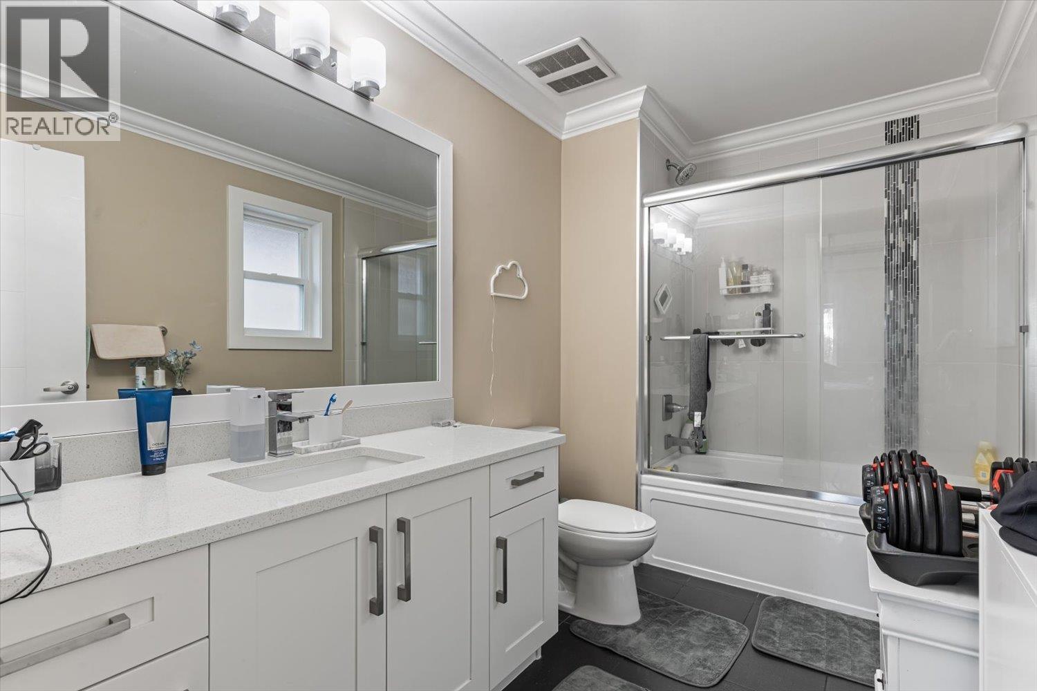 10166 Jackson Road Property Photo 20