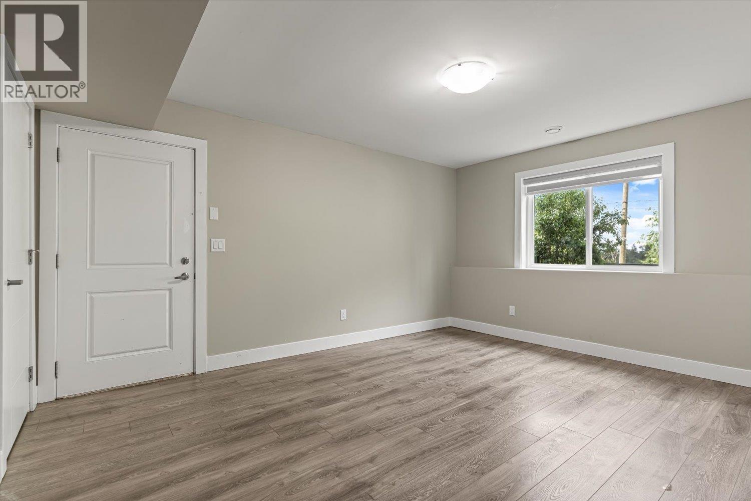10166 Jackson Road Property Photo 32
