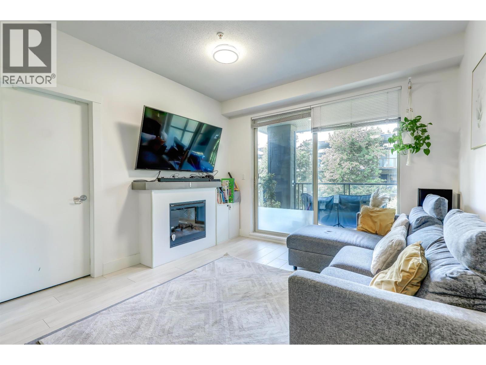 304 7478 Byrnepark Walk Property Photo 1