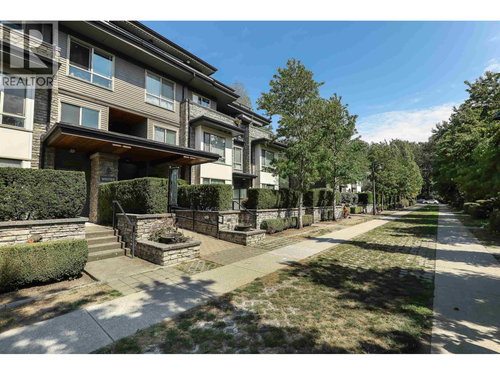 304 7478 Byrnepark Walk Property Photo 4