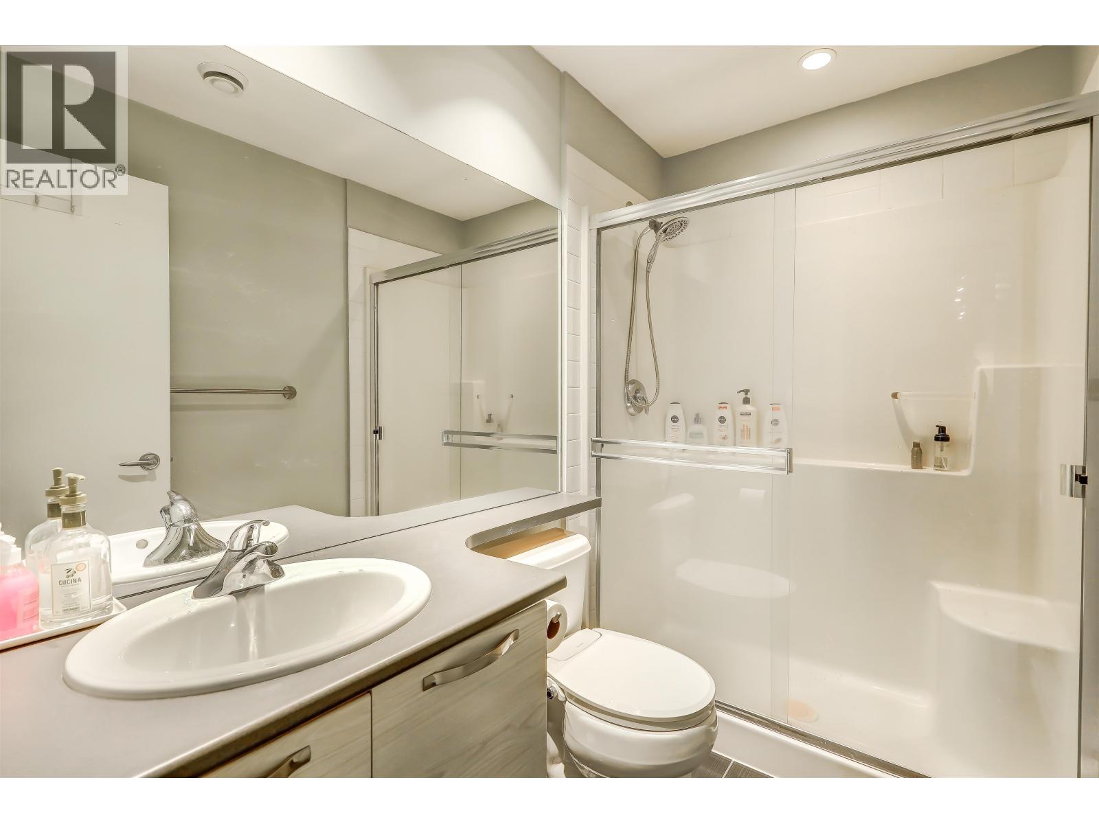 304 7478 Byrnepark Walk Property Photo 23