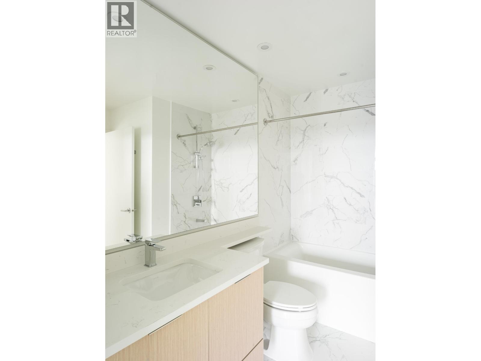 2104 699 Whiting Way Property Photo 11