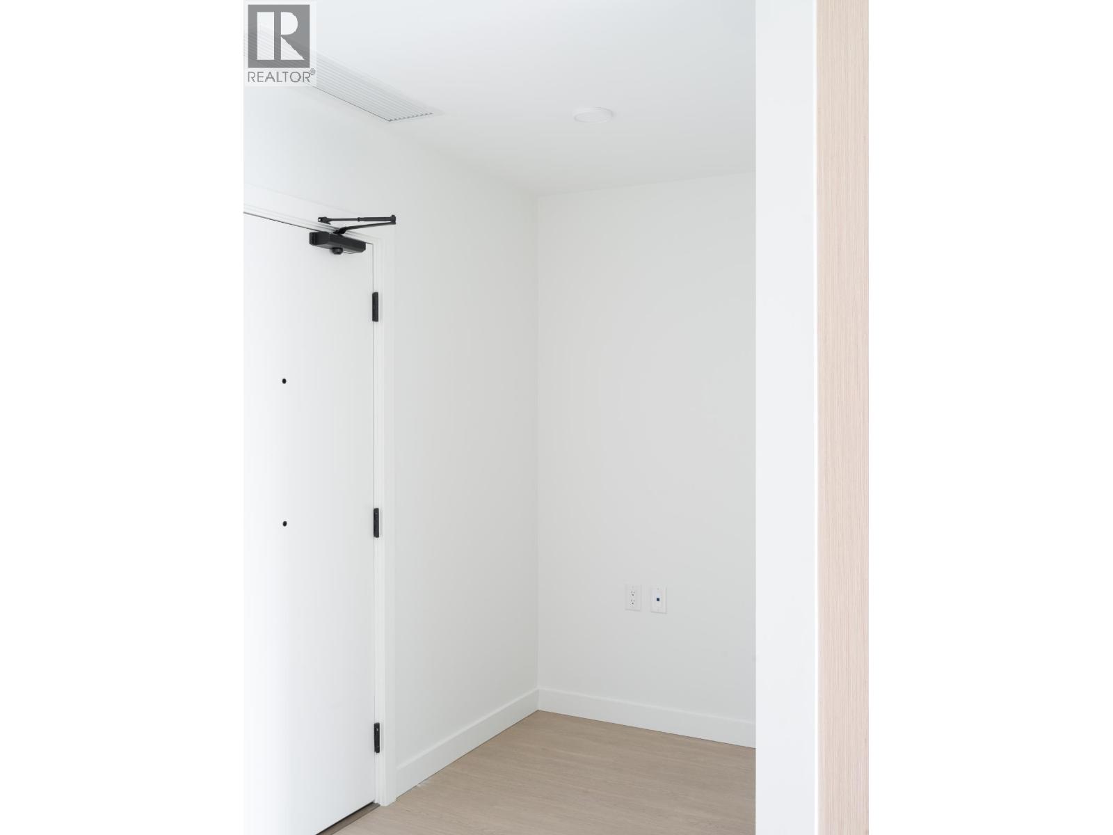 2104 699 Whiting Way Property Photo 12