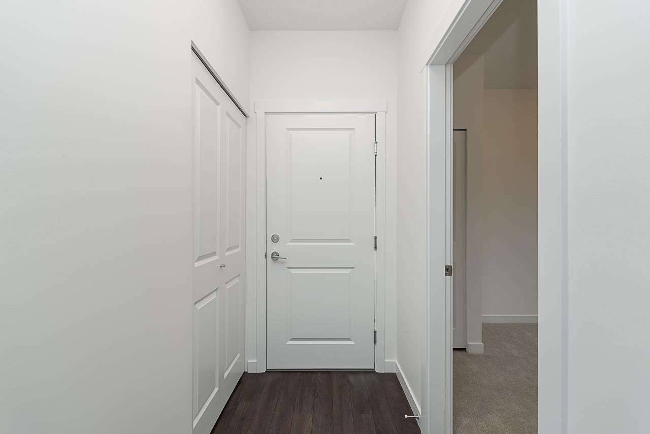 214 15738 85 Avenue Property Photo 6