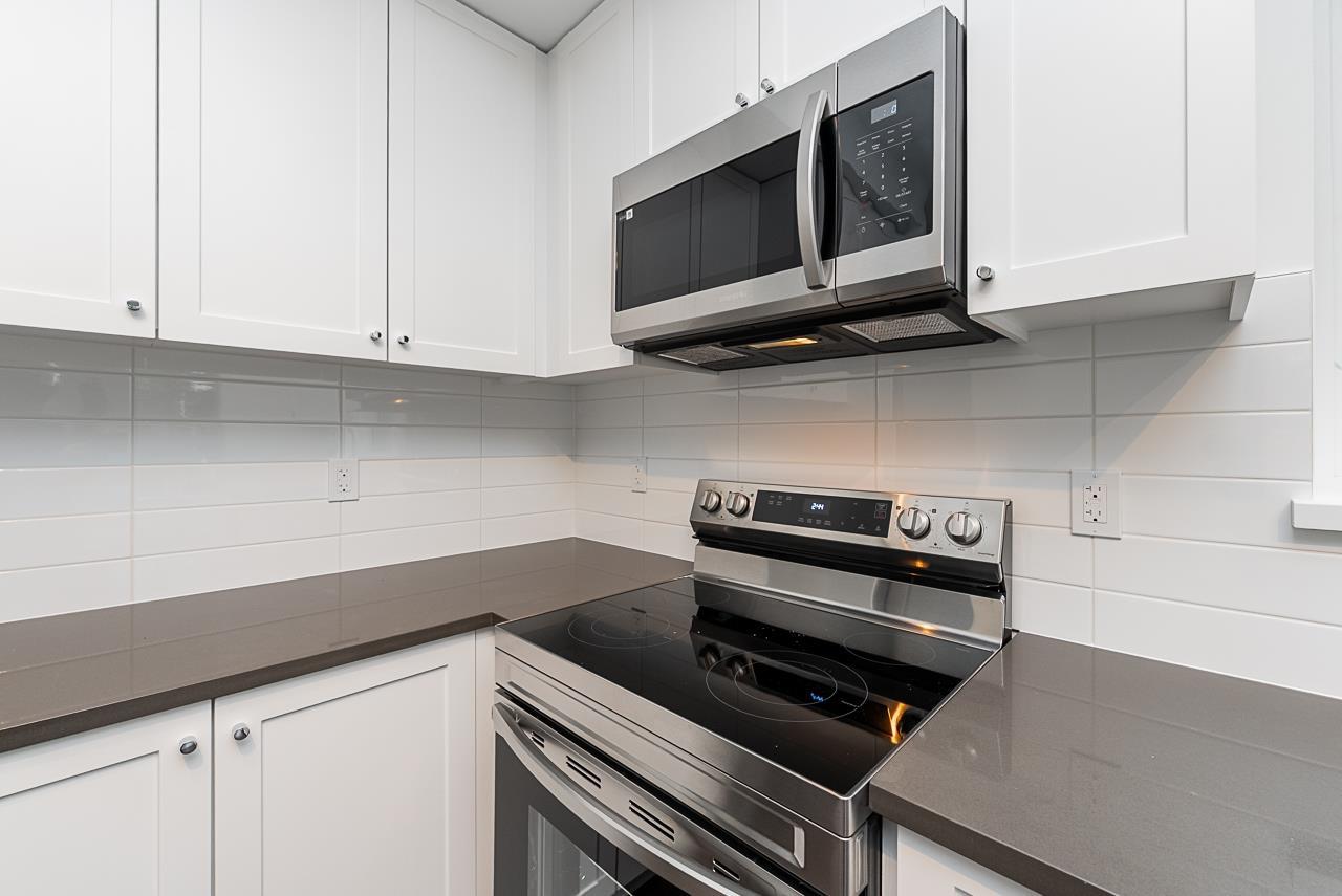 214 15738 85 Avenue Property Photo 10