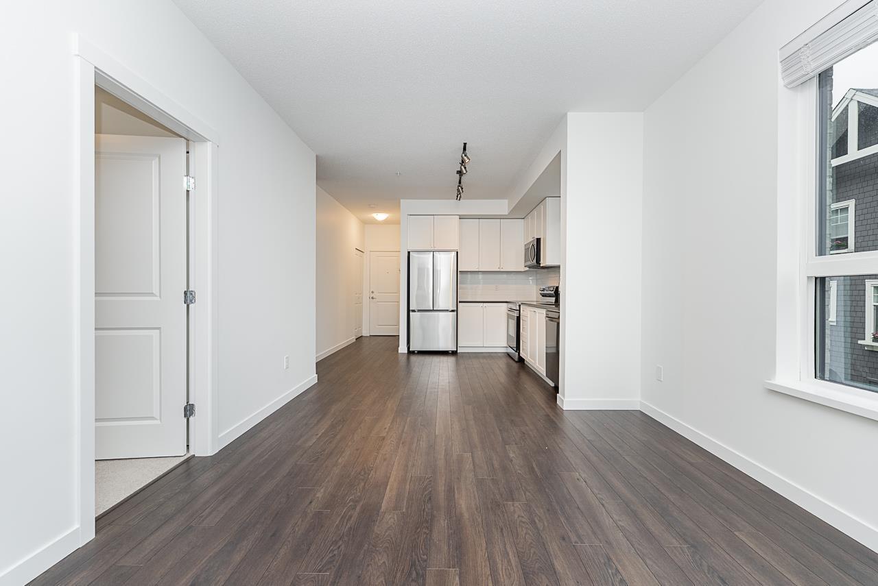 214 15738 85 Avenue Property Photo 13