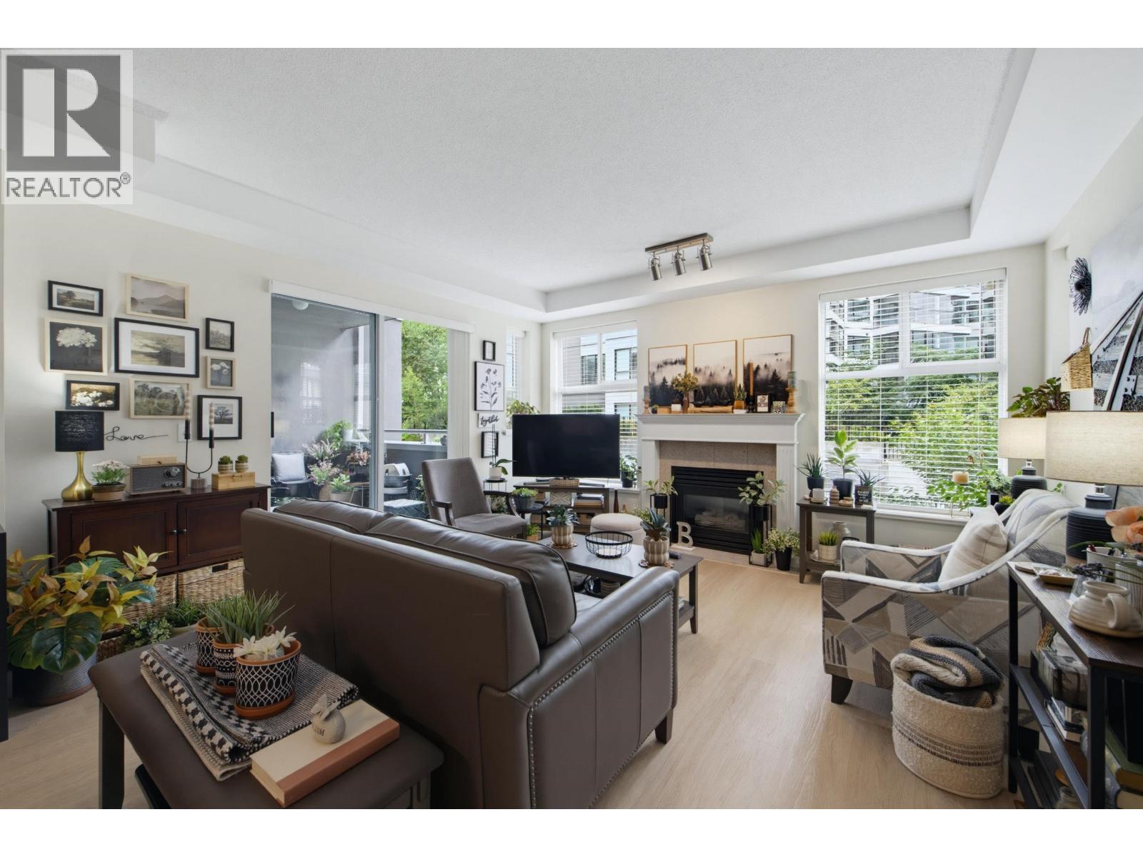 308 11609 227 Street Property Photo 11
