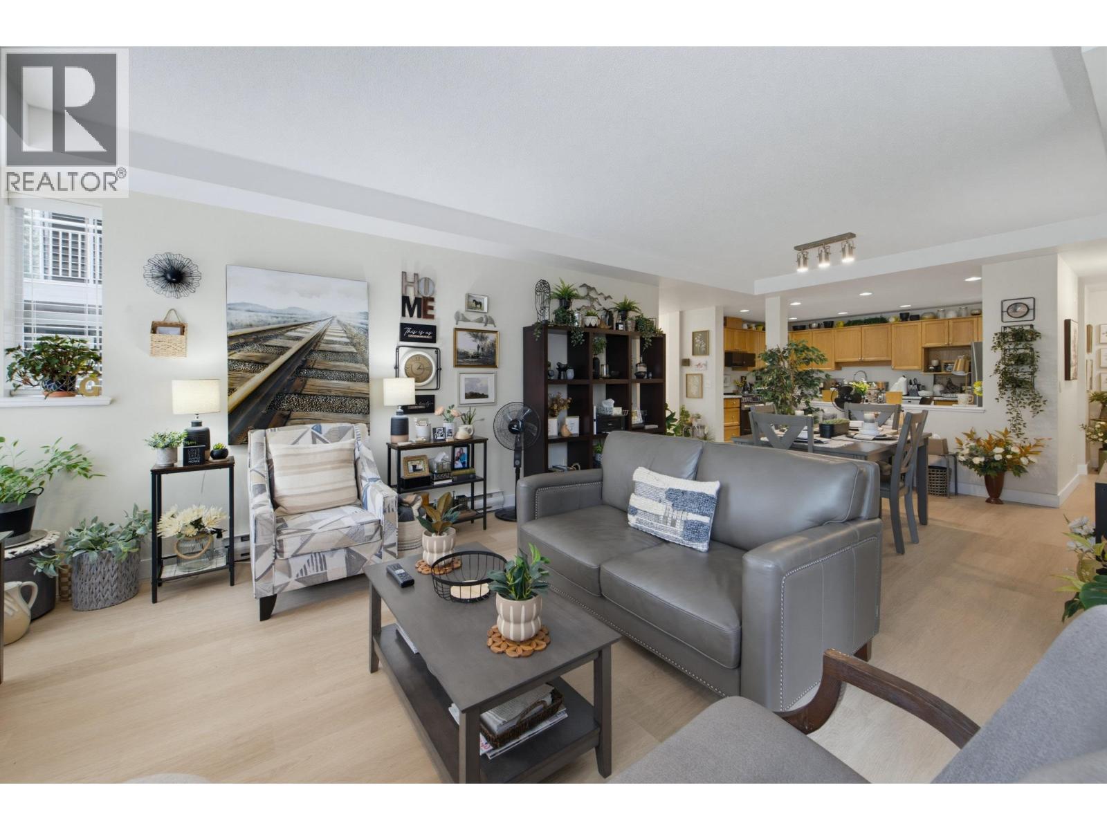 308 11609 227 Street Property Photo 14
